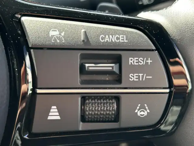 ホンダ ステップワゴン スパーダ eHEV 和歌山県 2024(令6)年 0.6万km ミッドナイトブルービームM 純正11.4インチナビ/バックカメラ/フルセグTV/衝突軽減ブレーキ/ブラインドスポットモニター/レーダークルコン/前後コーナーセンサー/オートライト/横滑り防止/ビルトインETC/両側パワスラ/シートヒーター/電動リアゲート/パドルシフト/ステリモ/オートホールド/LEDヘッドライト/フォグランプ/オットマン/後席サンシェード