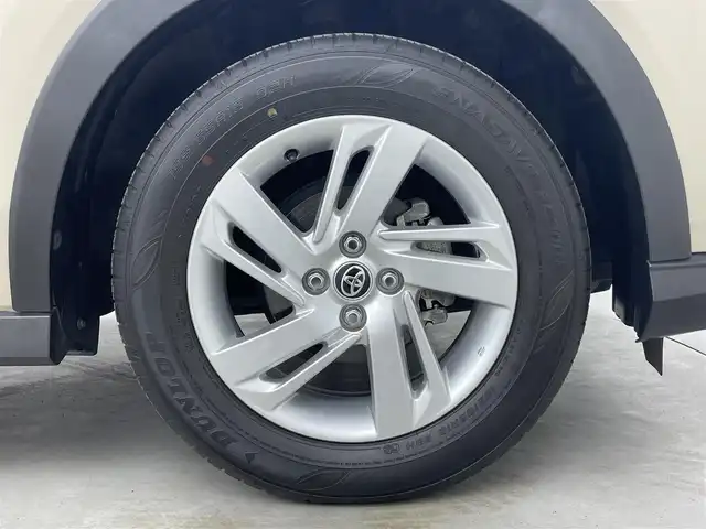 トヨタ ライズ G 埼玉県 2021(令3)年 3.2万km ナチュラルベージュマイカM 純正ナビ　　全方位　ＬＥＤ　液晶ミラー　ＢＳＭ　前後ドライブレコーダー　アイドリングストップ　スマートキー　ＭＴモード付ＡＴ　フルセグＴＶ　Ｂｌｕｅｔｏｏｔｈ　スマートアシスト 純正フロアマットト 衝突被害軽減