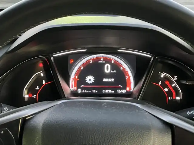 ホンダ シビック ハッチバック 三重県 2020(令2)年 1.5万km クリスタルブラックパール ワンオーナー /登録時走行距離14721km/♪ホンダセンシング/ ・衝突軽減ブレーキ(CMBS)・車線維持支援システム(LKAS)/ ・歩行者事故低減ステアリング・路外逸脱抑制機能/ ・先行車発進お知らせ機能・オートハイビーム/ ・アダプティブクルーズコントロール(ACC)/♪純正ナビ/ ・フルセグ・DVD再生/ ・BTオーディオ・SD録音/♪バックカメラ/♪ハーフレザーシート/♪前席シートヒーター/♪前席パワーシート/♪スマートキー/♪プッシュスタート/♪ドライブレコーダー(前後)/♪オートブレーキホールド/♪LEDヘッドライト/♪LEDフォグライト /♪オートライト/♪純正18インチAW/♪革巻きステアリング/♪パドルシフト/♪ステアリングスイッチ/♪ウィンカーミラー/♪ビルトインETC2.0/♪フロアマット/♪ドアバイザー/♪プライバシーガラス/♪電格ミラー