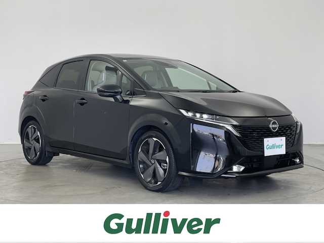 日産 オーラ G レザーエディション 埼玉県 2024(令6)年 1.5万km 黒 ホワイトレザーシート/純正ナビ/アラウンドビューモニター/前席シートヒーター/プロパイロット/デジタルインナーミラー/Bluetooth/フルセグTV/BOSEサウンドシステム/ビルトインETC/置くだけ充電/ステアリングヒーター/LEDヘッドライト/オートライト/レーダークルーズ/ブラインドスポットモニタリング/新車保証書/取扱説明書/スペアキー