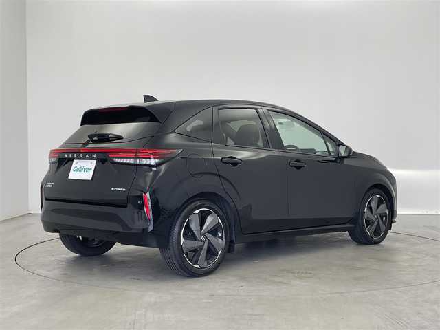日産 オーラ G レザーエディション 埼玉県 2024(令6)年 1.5万km 黒 ホワイトレザーシート/純正ナビ/アラウンドビューモニター/前席シートヒーター/プロパイロット/デジタルインナーミラー/Bluetooth/フルセグTV/BOSEサウンドシステム/ビルトインETC/置くだけ充電/ステアリングヒーター/LEDヘッドライト/オートライト/レーダークルーズ/ブラインドスポットモニタリング/新車保証書/取扱説明書/スペアキー
