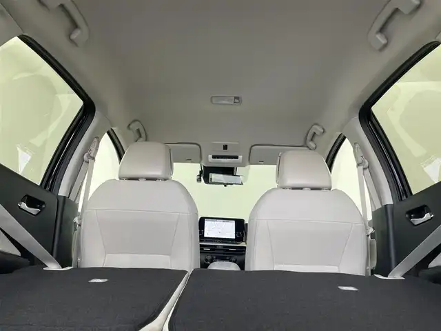 日産 オーラ G レザーエディション 埼玉県 2024(令6)年 1.5万km 黒 ホワイトレザーシート/純正ナビ/アラウンドビューモニター/前席シートヒーター/プロパイロット/デジタルインナーミラー/Bluetooth/フルセグTV/BOSEサウンドシステム/ビルトインETC/置くだけ充電/ステアリングヒーター/LEDヘッドライト/オートライト/レーダークルーズ/ブラインドスポットモニタリング/新車保証書/取扱説明書/スペアキー