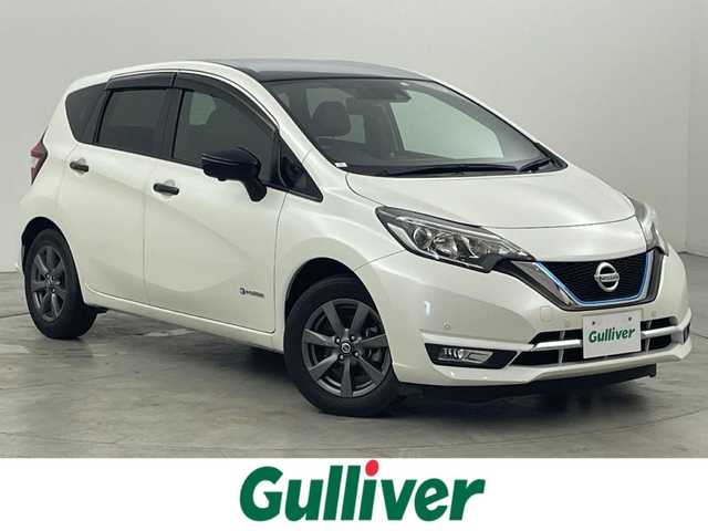 日産 ノート e－パワー メダリスト Bアロー 福岡県 2018(平30)年 3.9万km ブリリアントホワイトパール/スーパーブラック 2トーン 純正ナビ（ＢＴ，フルセグＴＶ）　/アラウンドビューモニター　/ＥＴＣ　/ナビ連動ドラレコ　/インテリジェントクルーズコントロール　/デジタルインナーミラー　/エマージェンシーブレーキ　/レーンキープ　/ステアリングリモコン/ハーフレザーシート