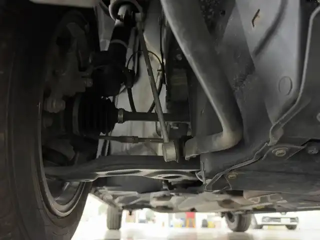 トヨタ ルーミー カスタムG 三重県 2020(令2)年 3.2万km レーザーブルークリスタルシャイン ガソリン/FF/インパネCVT/純正 9インチナビ NSZT-Y68T/（AM/FM/CD/DVD/TV/SD/SDREC/Bluetooth）/バックガイドモニター/両側パワースライドドア/ドライブレコーダー 前方/ビルトイン ETC2.0/安全/・衝突回避支援ブレーキ機能（対車両・対歩行者［昼夜］）/・車線逸脱警報機能/・路側逸脱警報/・ふらつき警報/・コーナーセンサー 前後/・ブレーキ制御付誤発進抑制機能（前方・後方）/・先行車発進お知らせ機能/装備/・オートライトシステム/・オートレベリング機能付LEDヘッドランプ/・LEDフロントフォグランプ/・オートハイビーム/・オートエアコン/・プッシュスタート/・純正14inAW/・スマートキーx2