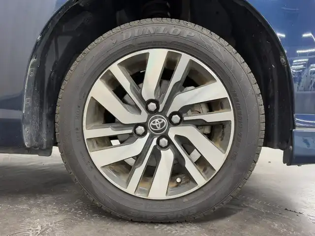 トヨタ ルーミー カスタムG 三重県 2020(令2)年 3.2万km レーザーブルークリスタルシャイン ガソリン/FF/インパネCVT/純正 9インチナビ NSZT-Y68T/（AM/FM/CD/DVD/TV/SD/SDREC/Bluetooth）/バックガイドモニター/両側パワースライドドア/ドライブレコーダー 前方/ビルトイン ETC2.0/安全/・衝突回避支援ブレーキ機能（対車両・対歩行者［昼夜］）/・車線逸脱警報機能/・路側逸脱警報/・ふらつき警報/・コーナーセンサー 前後/・ブレーキ制御付誤発進抑制機能（前方・後方）/・先行車発進お知らせ機能/装備/・オートライトシステム/・オートレベリング機能付LEDヘッドランプ/・LEDフロントフォグランプ/・オートハイビーム/・オートエアコン/・プッシュスタート/・純正14inAW/・スマートキーx2