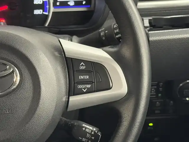 トヨタ ルーミー カスタムG 三重県 2020(令2)年 3.2万km レーザーブルークリスタルシャイン ガソリン/FF/インパネCVT/純正 9インチナビ NSZT-Y68T/（AM/FM/CD/DVD/TV/SD/SDREC/Bluetooth）/バックガイドモニター/両側パワースライドドア/ドライブレコーダー 前方/ビルトイン ETC2.0/安全/・衝突回避支援ブレーキ機能（対車両・対歩行者［昼夜］）/・車線逸脱警報機能/・路側逸脱警報/・ふらつき警報/・コーナーセンサー 前後/・ブレーキ制御付誤発進抑制機能（前方・後方）/・先行車発進お知らせ機能/装備/・オートライトシステム/・オートレベリング機能付LEDヘッドランプ/・LEDフロントフォグランプ/・オートハイビーム/・オートエアコン/・プッシュスタート/・純正14inAW/・スマートキーx2