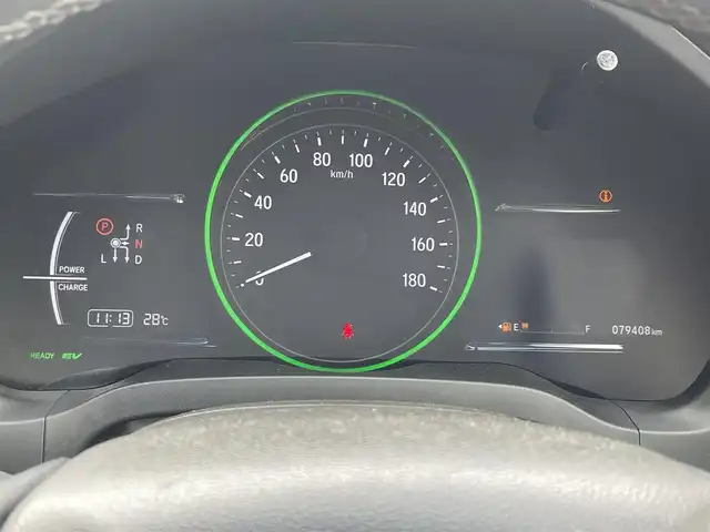ホンダ ヴェゼル ハイブリッド Z ホンダセンシング 埼玉県 2016(平28)年 8万km クリスタルブラックパール (株)IDOMが運営する【じしゃロン鳩ヶ谷店】の自社ローン専用車両になりますこちらは現金またはオートローンご利用時の価格です。自社ローンご希望の方は別途その旨お申付け下さい/ホンダセンシング/コンフォートビューＰＫＧ/インターナビ/　(CD/DVD/USB/Bluetooth接続)/フルセグＴＶ/バックカメラ/ハーフレザーシート/シートヒーター/ビルドインＥＴＣ/ドライブレコーダー/サイド＆カーテンエアバック/ＬＥＤヘッドライト＆フォグランプ