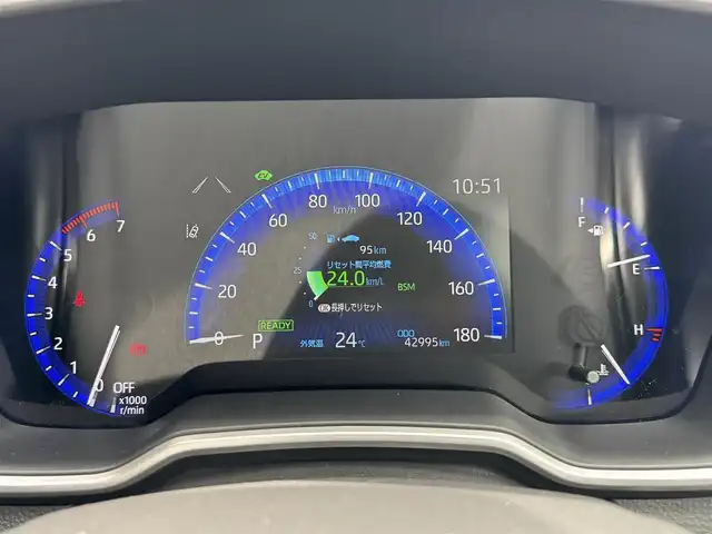 トヨタ カローラ スポーツ ハイブリッドG Z 滋賀県 2020(令2)年 4.3万km プラチナホワイトパールマイカ 禁煙車/純正９インチナビ/　(Bluetooth・フルセグTV・DVD・CD・USB)/前方ドライブレコーダー/ETC/バックカメラ/前席シートヒーター/レーンキープアシスト/プリクラッシュセーフティ/LEDオートライト/オートハイビーム/ステアリングスイッチ/スマートキー/プッシュスタート/電動格納ミラー/ブラインドスポットモニター/オートエアコン