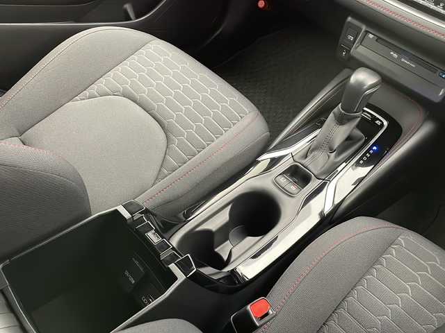 トヨタ カローラ スポーツ ハイブリッドG Z 長野県 2020(令2)年 4.3万km プラチナホワイトパールマイカ 純正ナビ/Bluetooth・TV・DVD・USB・AM／FM/前方ドライブレコーダー/ETC/バックカメラ/前席シートヒーター/オートハイビーム/ステアリングスイッチ/ブラインドスポットモニター/横滑り防止装置/衝突軽減システム/コーナーセンサー/レーンキープアシスト/オートエアコン/クルーズコントロール/純正夏タイヤ/LEDヘッドライト/スマートキー/スペアキー