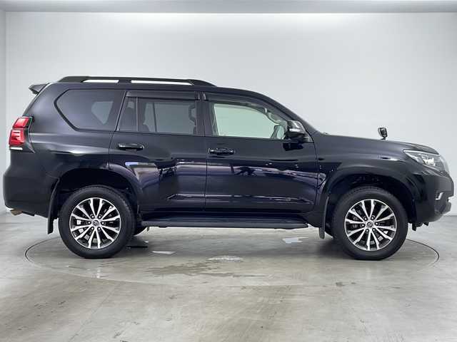 トヨタ ランドクルーザー プラド TX Lパッケージ 道央・札幌 2019(平31)年 4.9万km ブラック 登録時48782km/禁煙車/ワンオーナー/ALPINEナビ(AM/FM/フルセグ/CD/DVD/Blotooth/USB)/ALPINEフリップダウンモニター/黒革シート/前席シートヒーター/前席エアシート/前席パワーシート/ETC/ドラレコ/レーダークルーズコントロール/オートライト/オートハイビーム/ルーフレール/プリクラッシュ/レーンキープアシスト/コーナーセンサー/純正アルミホイール/プッシュスタート/スマートキー×2