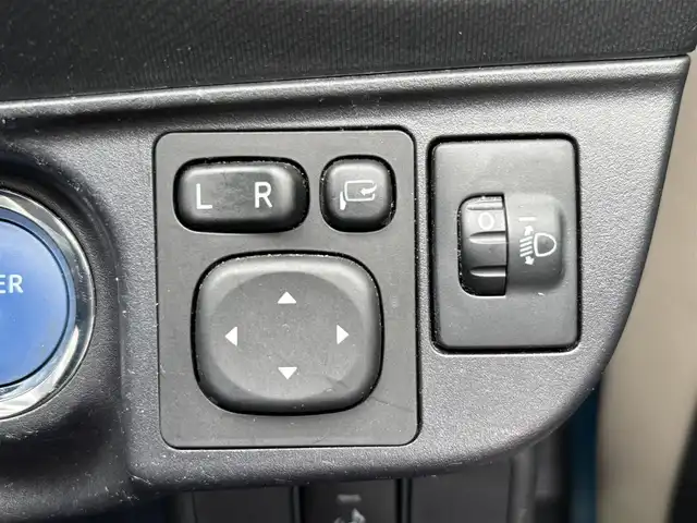 トヨタ アクア G 宮城県 2014(平26)年 7.2万km クールソーダメタリック 登録時走行距離71561km/社外ナビ/・Bluetooth/・ワンセグテレビ/バックカメラ/ETC/プッシュスタート/スマートキー/ドライブレコーダー/オートライト/LEDヘッドライト