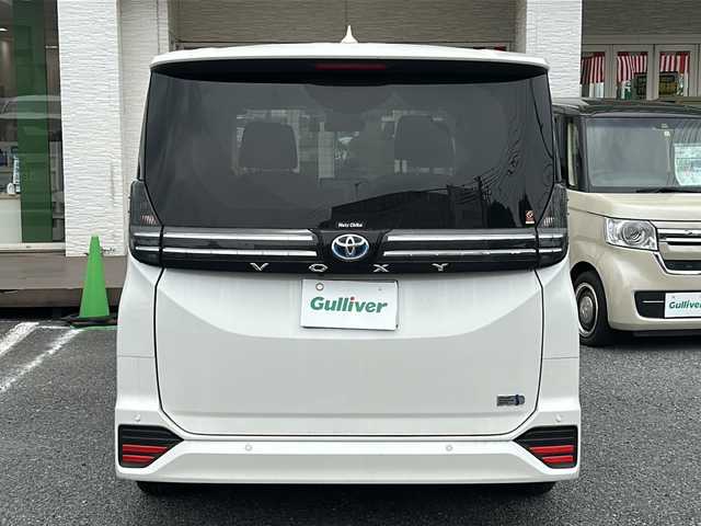 トヨタ ヴォクシー ハイブリッド S－Z 千葉県 2023(令5)年 2.1万km ホワイトパールクリスタルシャイン 1オーナー 10.5型ナビ フルセグ DVD フリップダウンモニター 快適利便パック 電動リアドア 両側電動スライドドア シートヒーター ステアヒーター 2.0ETC ドラレコ AC100V LED