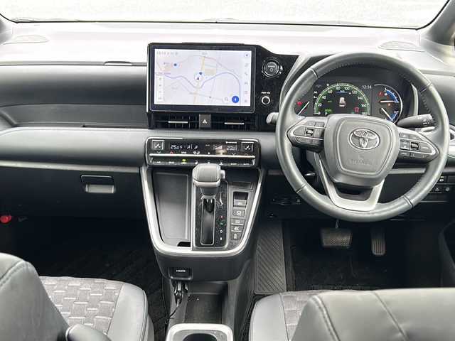 トヨタ ヴォクシー ハイブリッド S－Z 千葉県 2023(令5)年 2.1万km ホワイトパールクリスタルシャイン 1オーナー 10.5型ナビ フルセグ DVD フリップダウンモニター 快適利便パック 電動リアドア 両側電動スライドドア シートヒーター ステアヒーター 2.0ETC ドラレコ AC100V LED