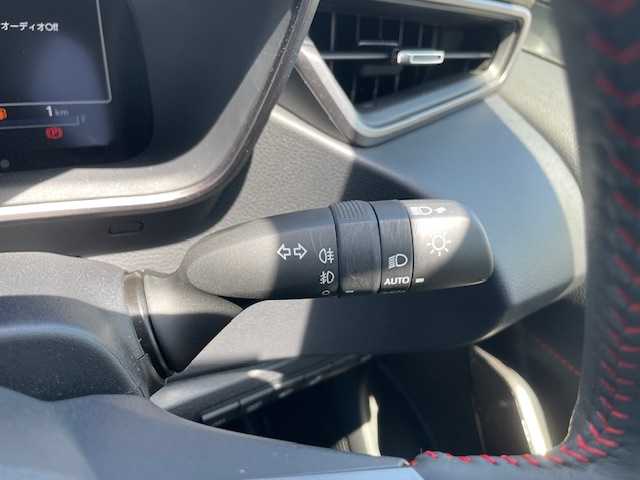 トヨタ ＧＲカローラ RZ 三重県 2024(令6)年 0.9万km プラチナホワイトパールマイカ 純正10.5型ディスプレイオーディオプラス/・コネクティッドナビ対応10.5型ディスプレイ/・車載ナビゲーション/・JBLサウンドシステム/・録画機能付バックガイドモニター/・ビルトインETC2.0/メーカーオプション/・ブラインドスポットモニター/・安心降車アシスト/・リアクロストラフィックアラート/・クリアランスソナー/バックソナー/・カラーヘッドアップディスプレイ/・D/N席シートヒーター/・ステアリングヒーター/セーフティセンス/・プリクラッシュセーフティ/・レーントレーシングアシスト/・レーンディパーチャーアラート/・レーダークルーズコントロール/・オートマチックハイビーム/・ロードサインアシスト/・発進遅れ告知機能/4WD/ターボ/純正10.5型ディスプレイオーディオプラス/【ナビ/フルセグTV/Bluetooth/USB/Miracast】/バックガイドモニター/ドライブレコーダー/オートライト/LEDヘッドランプ/LEDフロントフォグランプ/カーボンルーフ/235/40R18インチBBS製純正AW/GRロゴ入りレッドブレーキキャリパー/プッシュスタート/スマートキー/スペアキー/純正フロアマット