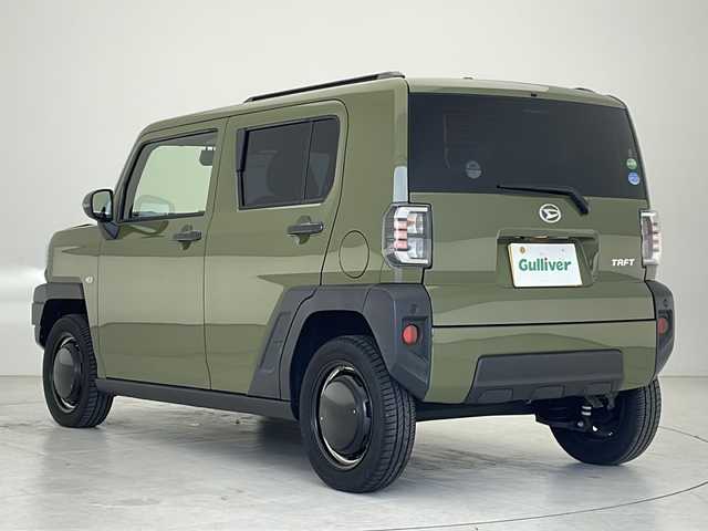 ダイハツ タフト G 沖縄県 2021(令3)年 1.7万km フォレストカーキメタリック 社外9インチディスプレイオーディオ/BT/iPod/ダムドコンプリートカー/　little D. エクステリア＋ホイールセット/スカイフィールトップ/ETC/前後ドライブレコーダー/スマートアシスト/アイドリングストップ/前席シートヒーター/オートマチックハイビーム/オートライト/LEDヘッドライト/純正フロアマット/プッシュスタート/スマートキ―/スペアキー/取扱説明書/保証書