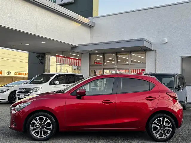マツダ デミオ XD ツーリング 熊本県 2015(平27)年 7.5万km ソウルレッドプレミアムメタリック 純正ナビ/【Bluetooth/USB】/バックカメラ/フロントカメラ/衝突軽減システム/ヘッドアップディスプレイ/ステアリングスイッチ/クルーズコントロール/M/Tモード/アイドリングストップ/コーナーセンサー/LEDヘッドライト/ETC/ドライブレコーダー/社外ボンネットダンパー(AutoExe)/純正16インチアルミホイール/プッシュスタート/取扱説明書/保証書