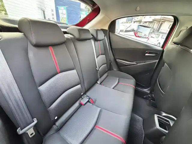 マツダ デミオ XD ツーリング 熊本県 2015(平27)年 7.5万km ソウルレッドプレミアムメタリック 純正ナビ/【Bluetooth/USB】/バックカメラ/フロントカメラ/衝突軽減システム/ヘッドアップディスプレイ/ステアリングスイッチ/クルーズコントロール/M/Tモード/アイドリングストップ/コーナーセンサー/LEDヘッドライト/ETC/ドライブレコーダー/社外ボンネットダンパー(AutoExe)/純正16インチアルミホイール/プッシュスタート/取扱説明書/保証書