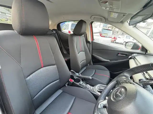 マツダ デミオ XD ツーリング 熊本県 2015(平27)年 7.5万km ソウルレッドプレミアムメタリック 純正ナビ/【Bluetooth/USB】/バックカメラ/フロントカメラ/衝突軽減システム/ヘッドアップディスプレイ/ステアリングスイッチ/クルーズコントロール/M/Tモード/アイドリングストップ/コーナーセンサー/LEDヘッドライト/ETC/ドライブレコーダー/社外ボンネットダンパー(AutoExe)/純正16インチアルミホイール/プッシュスタート/取扱説明書/保証書