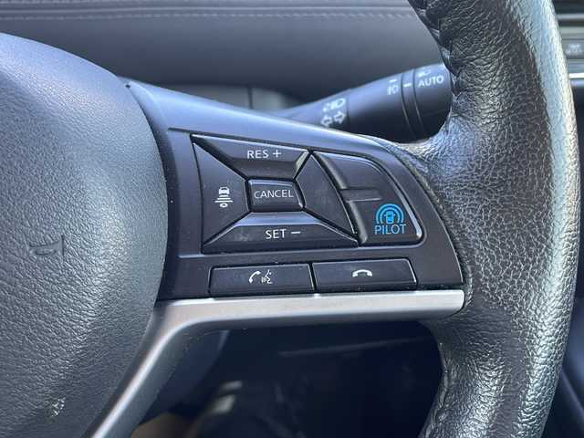 日産 セレナ ハイウェイスター V 青森県 2020(令2)年 4.9万km ブリリアントホワイトパール ・4WD/・純正ナビ/・フルセグ/・CD/DVD/Blu-ray/SD/USB/Bluetooth/・プロパイロット/・アラウンドビューモニター/・衝突軽減ブレーキ/・レーンキープアシスト/・インテリジェンスクルーズコントロール/・両側パワースライドドア/・オートライト/・純正LEDヘットライト/・純正フォグ/・アイドリングストップ/・プッシュスタート/・スマートキー/・純正エンジンスターター/・純正ドライブレコーダー（前後）/・純正15AW/・純正フロアマット/・セーフティーパックB/・純正ドアバイザー