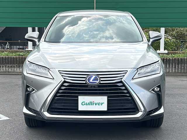 レクサス ＲＸ 450h バージョンL 茨城県 2019(平31)年 7.2万km ソニックチタニウム 純正12.3インチナビ/パノラミックビューイングモニター/ETC2.0/シートヒーター/シートエアコン/パワーシート/メモリーシート/パワーバックドア/スマートキー/プッシュスタート/衝突軽減システム/レーダークルーズコントロール/レーンキープアシスト/横滑り防止装置/ブラインドスポットモニター/LEDオートライト/オートマチックハイビーム/ヘッドアップディスプレイ/コーナーセンサー