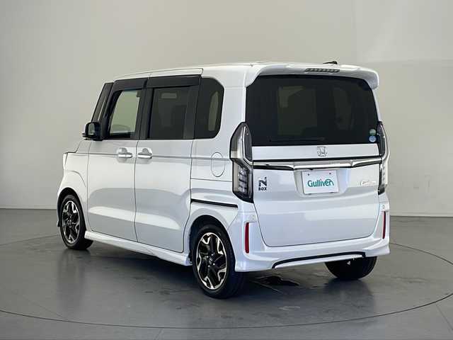 ホンダ Ｎ ＢＯＸ カスタム G L ターボ ホンダセンシング 長野県 2019(令1)年 4万km プラチナホワイトパール 純正SDナビ&フルセグTV&CD&DVD&USB&BT/ホンダセンシング/アダプティブクルーズコントロール/レーンキープアシスト/衝突軽減ブレーキ/標識認識機能/先行車発進告知/純正前方ドライブレコーダー/両側パワースライドドア/ハーフレザーシート/パドルシフト/バックカメラ/ビルトインETC/LEDヘッドライト/オートライト/電動格納ミラー/ウィンカーミラー/純正15インチAW装着/純正フロアマット/純正ドアバイザー/プッシュスタート/スマートキー