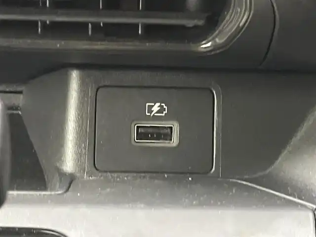 日産 デイズ S 埼玉県 2020(令2)年 1.9万km ホワイト 社外ナビ　前後ドライブレコーダー　エマージェンシーブレーキ　ステアリングスイッチ　ヘッドライトレベライザー　ＤＶＤ再生　社外フロアマット　コーナーセンサー　リモコンキー　オートライト　地デジＴＶ