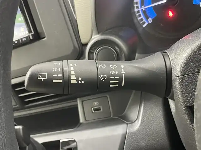 日産 デイズ S 埼玉県 2020(令2)年 1.9万km ホワイト 社外ナビ　前後ドライブレコーダー　エマージェンシーブレーキ　ステアリングスイッチ　ヘッドライトレベライザー　ＤＶＤ再生　社外フロアマット　コーナーセンサー　リモコンキー　オートライト　地デジＴＶ