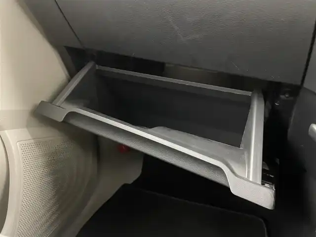 日産 デイズ S 埼玉県 2020(令2)年 1.9万km ホワイト 社外ナビ　前後ドライブレコーダー　エマージェンシーブレーキ　ステアリングスイッチ　ヘッドライトレベライザー　ＤＶＤ再生　社外フロアマット　コーナーセンサー　リモコンキー　オートライト　地デジＴＶ