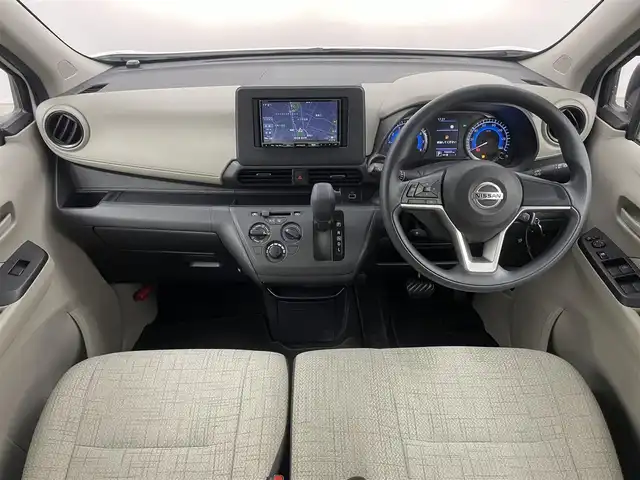 日産 デイズ S 埼玉県 2020(令2)年 1.9万km ホワイト 社外ナビ　前後ドライブレコーダー　エマージェンシーブレーキ　ステアリングスイッチ　ヘッドライトレベライザー　ＤＶＤ再生　社外フロアマット　コーナーセンサー　リモコンキー　オートライト　地デジＴＶ