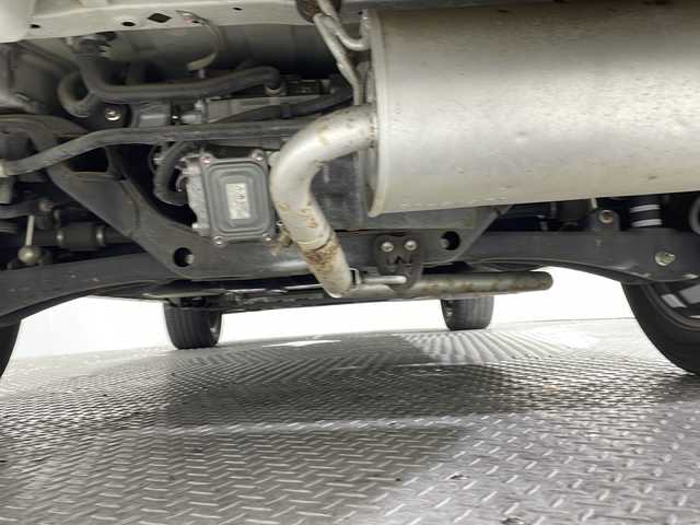 三菱 アウトランダー ＰＨＥＶ G プレミアムパッケージ 沖縄県 2018(平30)年 6.4万km シルキーホワイト 県外仕入れ　/禁煙車　/純正ナビ[J-15]/（フルセグＴＶ　ＣＤ　ＤＶＤ　Ｂｌｕｅｔｏｏｔｈ）/全方位カメラ　/アダプティブクルーズコントロール　/ステアリングスイッチ　/パワーシート　/レザーシート/電動パーキングブレーキ　/ＥＴＣ/前方ドライブレコーダー/パドルシフト/パワーバックドア/衝突被害軽減ブレーキ/車線逸脱警報機能