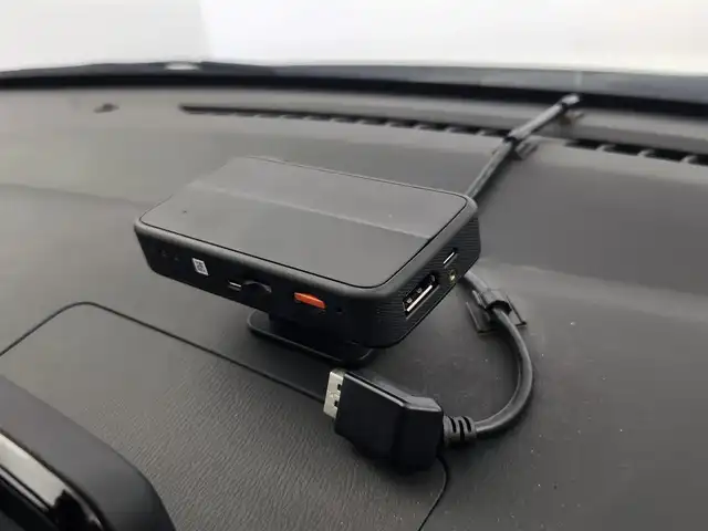 マツダ マツダ２ 15C 愛知県 2020(令2)年 4.9万km アークティックホワイト 法人仕様車/純正7インチマツダコネクトナビ/・Bluetooth/・AM/FM/・USB/・AUX/ブラインドスポットモニタリング/衝突被害軽減ブレーキ/横滑り防止装置/アイドリングストップ/バックカメラ/社外フロアマット/社外LEDヘッドライト/オートライト/プッシュスタート/ETC/スマートキー