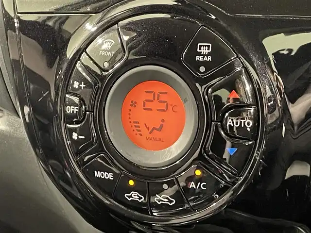 日産 ノート e－パワー X Vセレクション 愛知県 2020(令2)年 8.7万km ブリリアントホワイトパール Ｐａｎａｓｏｎｉｃナビ/アラウンドビューモニター/衝突軽減ブレーキ/車線逸脱警報/クリアランスソナー/デジタルインナーミラー/ドライブレコーダー/ビルトインＥＴＣ/ＩＳＯＦＩＸ/プッシュスタート/アクセサリーソケット/純正フロアマット/純正15インチアルミホイール