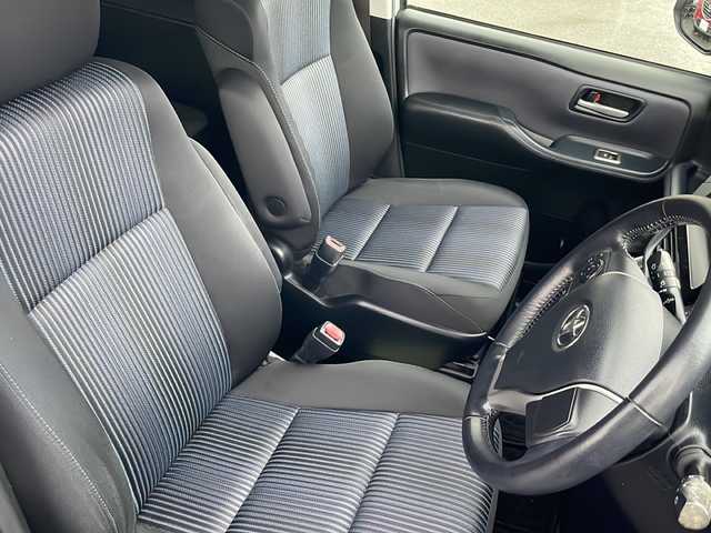 トヨタ ノア Si 福島県 2014(平26)年 5万km シルバーM 4WD ワンオーナー 純正ナビ フルセグTV Bluetooth バックカメラ 左側パワースライドドア ビルトインETC LEDヘッドライト TEIN車高調 純正アルミホイール スマートキー