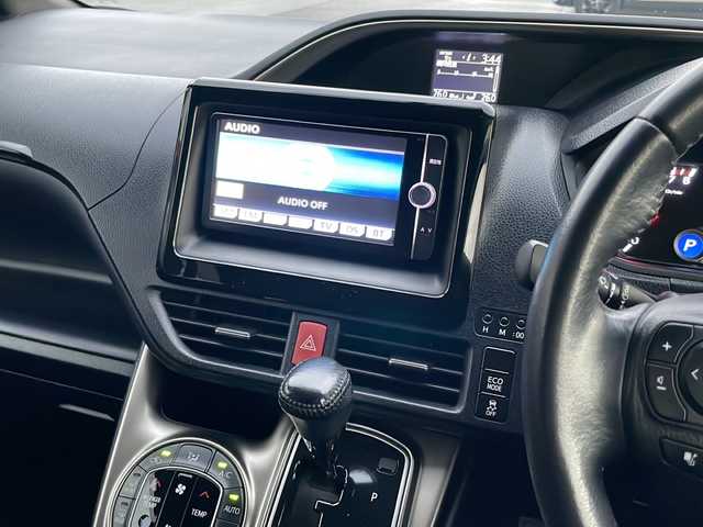 トヨタ ノア Si 福島県 2014(平26)年 5万km シルバーM 4WD ワンオーナー 純正ナビ フルセグTV Bluetooth バックカメラ 左側パワースライドドア ビルトインETC LEDヘッドライト TEIN車高調 純正アルミホイール スマートキー