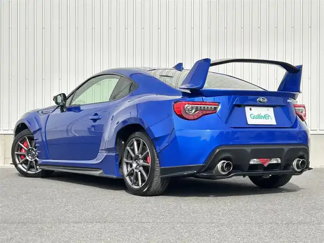 スバル ＢＲＺ GT 群馬県 2016(平28)年 5.4万km WRブルーパール 6MT車/STIスポイラー/社外メモリーナビ/（CD/DVD/SD/USB/Bluetooth）/バックカメラ/クルーズコントロール/シートヒーター/ハーフレザーシート/社外前後ドライブレコーダー/STIタワーバー/HKSマフラー/bremboキャリパー/社外オーバーフェンダー/社外リアウィング/LEDヘッドランプ/プッシュスタート/ステアリングリモコン/ふらつき防止/取扱説明書/スペアキー