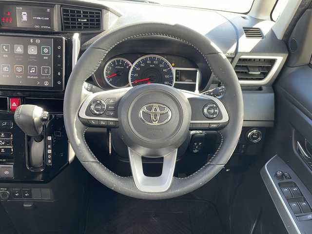 トヨタ ルーミー カスタムG－T 三重県 2023(令5)年 4.8万km パールホワイトⅢ 純正ディスプレイオーディオ/AppleCarPlay、AndroidAuto/両側パワースライドドア/全方位カメラ/衝突軽減ブレーキ/前後コーナーセンサー/前後ドライブレコーダー/追従型クルーズコントロール/純正アルミ15インチ/アイドリングストップ/シートヒーター/レザー調シートカバー/スマートキー/プッシュスタート/ビルトインETC/USB給電/オートホールド/LEDライト/フォグランプ/ウィンカーミラー/フロアマット/ドアバイザー