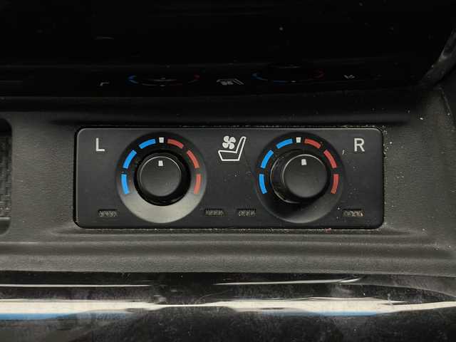 トヨタ アルファード S Cパッケージ 長野県 2020(令2)年 4.1万km ブラック ALPINEナビ/ＣＤ・ＤＶＤ再生/Bluetooth Audio/フルセグTV/ALPINEフリップダウンモニター/両側パワースライドドア/パワーバックドア/合皮レザーシート/前席シートヒーター/前席エアシート/ステアリングヒーター/プリクラッシュセーフティ/レーダークルーズコントロール/ブラインドスポットモニター/レーンディパーチャーアラート/LEDヘッドライト/オートライト/スマートキー/ビルトインETC