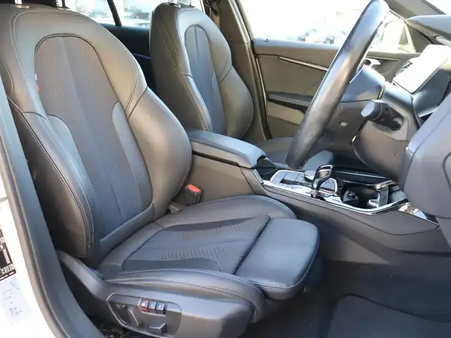 ＢＭＷ １１８ｄ Mスポーツ EDジョイ+ 宮城県 2020(令2)年 5.2万km アルピンホワイトⅢ 純正ナビ【ＢＴ／ＨＤＤ】　/ワイヤレス充電　/アダプティブクルーズコントロール　/ドライビングアシスト　/メモリー付きパワーシート　/ハーフレザーシート　/パワーバックドア　/バックカメラ　/アンビエントライト　/パーキングアシスト　/オートホールド　/純正18インチAW　/前方ドライブレコーダー　/LEDヘッドライト　/前後コーナーセンサー　/ミラー一体型ETC　/コンフォートアクセス/ブラックグリル/禁煙車