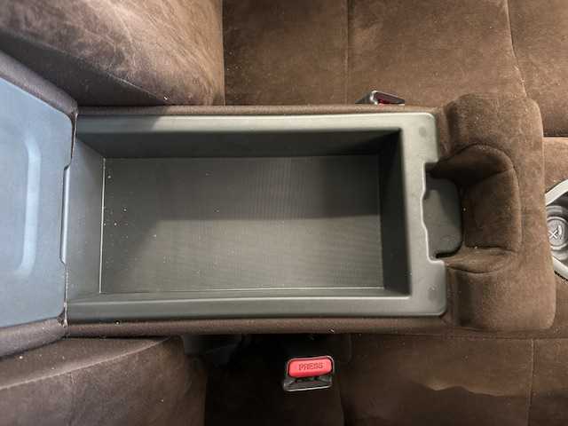 日産 キューブ 15X FOUR Vセレクション 宮城県 2008(平20)年 7.1万km クラフトダンボール 4WD/・センターデフロック/盗難防止装置/オーディオ（IDA-X100)/・ETC/プッシュスタート/・スマートキー/ハロゲンライト/・フォグランプ/・オートライト/純正フロアマット/電動格納ミラー/社外アルミホイール15インチ/社外16インチ　サマータイヤ積込み/・195/55/16  7mm