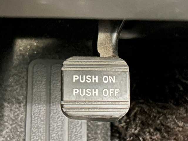 日産 キューブ 15X FOUR Vセレクション 宮城県 2008(平20)年 7.1万km クラフトダンボール 4WD/・センターデフロック/盗難防止装置/オーディオ（IDA-X100)/・ETC/プッシュスタート/・スマートキー/ハロゲンライト/・フォグランプ/・オートライト/純正フロアマット/電動格納ミラー/社外アルミホイール15インチ/社外16インチ　サマータイヤ積込み/・195/55/16  7mm