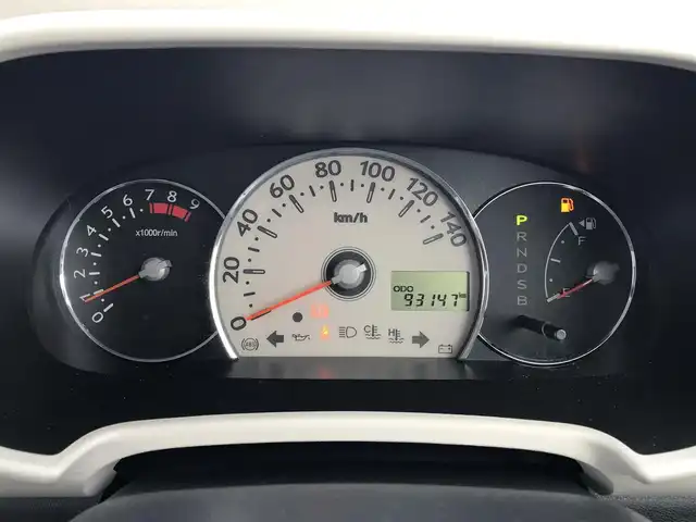 ダイハツ ミラ ココア X 鳥取県 2013(平25)年 9.4万km パールホワイトⅢ ４・W・D/純正CDオーディオ/AM/FM/AUX/アイドリングストップ/電動格納ミラー/ハロゲンヘットライト/純正ホイールキャップ/オートエアコン/ベンチシート/フロアマット/ドアバイザー/スマートキー/スペアキー