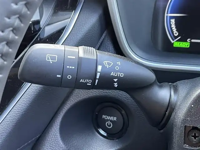 トヨタ カローラ クロス ハイブリッド Z 滋賀県 2023(令5)年 3.1万km プラチナホワイトパールマイカ 純正10.5インチナビ/【Bluetooth/USB/Miracast/フルセグTV】/ハーフレザーシート/バックカメラ/追従クルーズコントロール/プリクラッシュセーフティ/レーンディパーチャーアラート/プロアクティブドライビングアシスト/ブラインドスポットモニター/安心降車アシスト/ロードサインアシスト/LEDヘッドライト/オートマチックハイビーム/クリアランスソナー/前後ドライブレコーダー/D席パワーシート/D/Nシートヒーター/ビルトインETC2.0/パワーバックドア/電動パーキングブレーキ/オートブレーキホールド/純正フロアマット/プッシュスタート/スマートキー/ステアリングリモコン