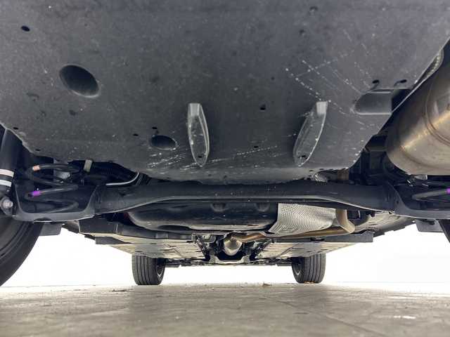 トヨタ ヤリスクロス ハイブリッド Z 三重県 2021(令3)年 4万km ブラックマイカ /禁煙車//ナビ機能付き純正ディスプレイオーディオ//パノラミックビューモニター//ルーフレール//トヨタセーフティセンス//衝突軽減ブレーキ//レーントレーシングアシスト//ブラインドスポットモニター//パーキングサポートブレーキ//オートハイビーム//リアクロストラフィックアラート//トヨタチームメイト//アドバンストパーク//前後クリアランスソナー//純正ビルトインETC2.0//社外前後ドライブレコーダー//サイドカーテンエアバッグ//ハーフレザーシート