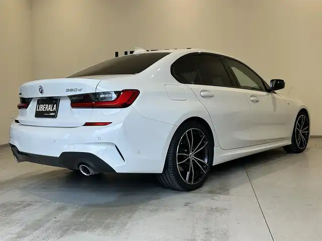 ＢＭＷ ３２０ｄ 熊本県 2020(令2)年 5万km アルピンホワイトⅢ ・ワンオーナー/・スマートキー/・プッシュスタート/・インテリジェントセーフティ/・注意喚起アシスタント/・ステアリングアシスト/・PDC自動起動/・アクティブPDC緊急ブレーキ/・パーキングアシスト/・クルーズコントロール(追従式)/・黒革シート/・前席パワーdシート/・前席シートヒーター/・純正メモリナビ/　【Bluetooth・USB・AppleCarPlay・AndroidAuto】/・全方位カメ/・ETC/・ワイヤレス充電/・ドライブレコーダー(前後録画)/・パワートランク/・LEDヘッドランプ/・LEDフォグランプ/・純正マット