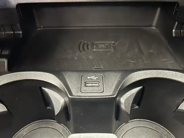 ＢＭＷ ３２０ｄ 熊本県 2020(令2)年 5万km アルピンホワイトⅢ ・ワンオーナー/・スマートキー/・プッシュスタート/・インテリジェントセーフティ/・注意喚起アシスタント/・ステアリングアシスト/・PDC自動起動/・アクティブPDC緊急ブレーキ/・パーキングアシスト/・クルーズコントロール(追従式)/・黒革シート/・前席パワーdシート/・前席シートヒーター/・純正メモリナビ/　【Bluetooth・USB・AppleCarPlay・AndroidAuto】/・全方位カメ/・ETC/・ワイヤレス充電/・ドライブレコーダー(前後録画)/・パワートランク/・LEDヘッドランプ/・LEDフォグランプ/・純正マット