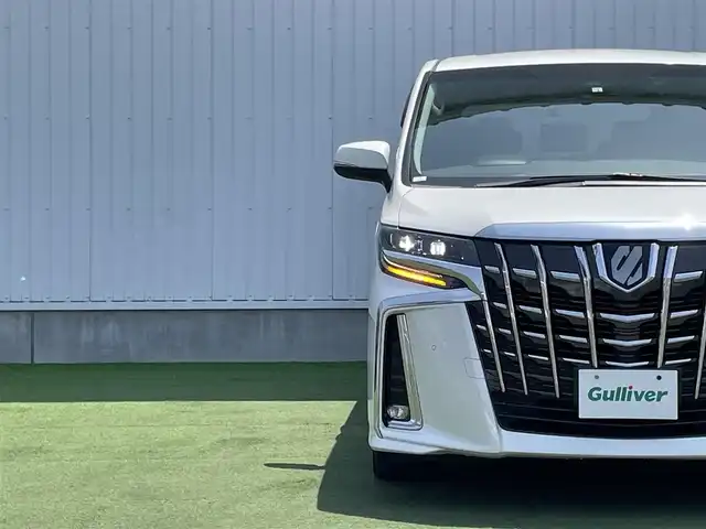 トヨタ アルファード S Cパッケージ 香川県 2018(平30)年 6.3万km ホワイトパールクリスタルシャイン Toyota Safety Sense/〇プリクラシュセーフティ/〇レーントレーシングアシスト/〇ロードサインアシスト/〇レーダークルーズコントロール/〇クリアランスソナー/〇オートマチックハイビーム/〇先行車発進告知/純正10インチSDナビ/フルセグTV/CD/DVD/Bluetooth/純正12.1インチ後席フリップダウンモニター（V12T-R66C)/黒革シート/シートヒーター/シートベンチレーション/パワーシート/ステアリングヒーター/両側パワースライドドア/パワーバックドア/ビルトインETC2.0/前後ドライブレコーダー/純正18インチAW/保証書/取扱説明書