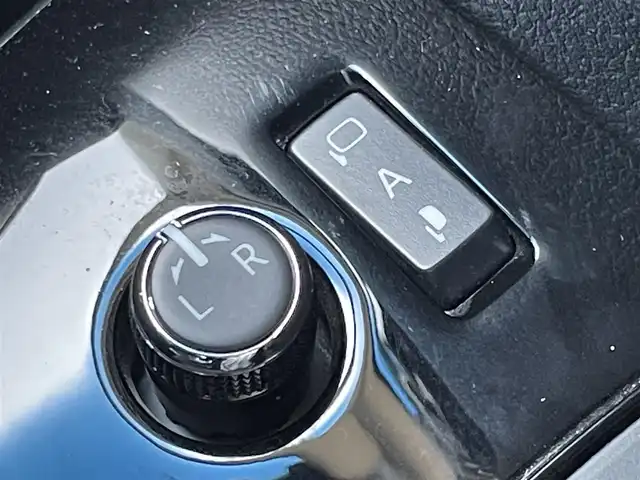 トヨタ アルファード S Cパッケージ 香川県 2018(平30)年 6.3万km ホワイトパールクリスタルシャイン Toyota Safety Sense/〇プリクラシュセーフティ/〇レーントレーシングアシスト/〇ロードサインアシスト/〇レーダークルーズコントロール/〇クリアランスソナー/〇オートマチックハイビーム/〇先行車発進告知/純正10インチSDナビ/フルセグTV/CD/DVD/Bluetooth/純正12.1インチ後席フリップダウンモニター（V12T-R66C)/黒革シート/シートヒーター/シートベンチレーション/パワーシート/ステアリングヒーター/両側パワースライドドア/パワーバックドア/ビルトインETC2.0/前後ドライブレコーダー/純正18インチAW/保証書/取扱説明書