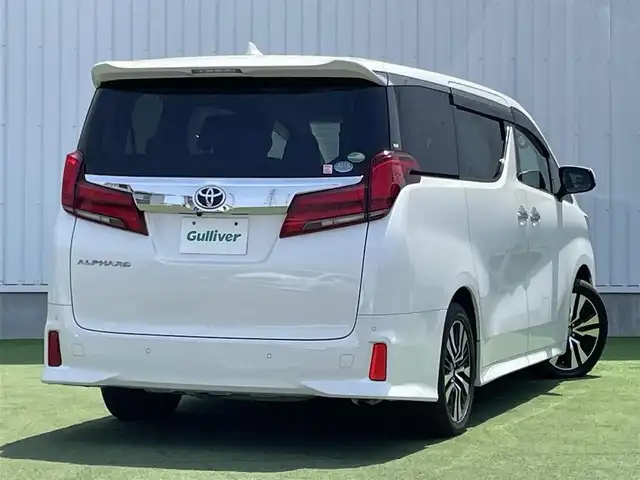 トヨタ アルファード S Cパッケージ 香川県 2018(平30)年 6.3万km ホワイトパールクリスタルシャイン Toyota Safety Sense/〇プリクラシュセーフティ/〇レーントレーシングアシスト/〇ロードサインアシスト/〇レーダークルーズコントロール/〇クリアランスソナー/〇オートマチックハイビーム/〇先行車発進告知/純正10インチSDナビ/フルセグTV/CD/DVD/Bluetooth/純正12.1インチ後席フリップダウンモニター（V12T-R66C)/黒革シート/シートヒーター/シートベンチレーション/パワーシート/ステアリングヒーター/両側パワースライドドア/パワーバックドア/ビルトインETC2.0/前後ドライブレコーダー/純正18インチAW/保証書/取扱説明書