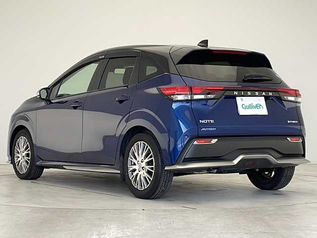 日産 ノート オーテック 愛知県 2021(令3)年 2.9万km オーロラフレアブルーパール /スーパーブラック 2トーン 衝突被害軽減ブレーキ/純正SDナビ/シートヒーター/フルセグTV/CD DVD/Bluetooth/コーナーセンサー/社外アルミホイール/LEDヘッドライト/ステアリングヒーター/ドライブレコーダー/ステアリングスイッチ/スマートキー/プッシュスタート