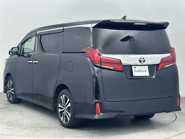 トヨタ アルファード S Cパッケージ 道央・札幌 2018(平30)年 3.5万km ブラック ・4WD/・ディーラーオプション9インチナビ/・フルセグTV/・両側パワースライドドア/・バックモニター/・ETC/・フリップダウンモニター/・セーフティセンス/・プリクラッシュセーフティ/・レーダークルーズコントロール/・オートマチックハイビーム/・レーントレーシングアシスト/・LEDヘッドランプ/・純正18インチアルミホイール/・革巻きステアリングホイール/・ステアリングヒーター/・ブラック合皮シート/・快適温熱シート/・パワーシート/・助手席パワーオットマン/・２列目エグゼグティブパワーシート/・サンシェード/・ウエルカムパワースライドドア機能付スマートエントリー/・SRSエアバック（運転席・助手席・サイド・カーテン）
